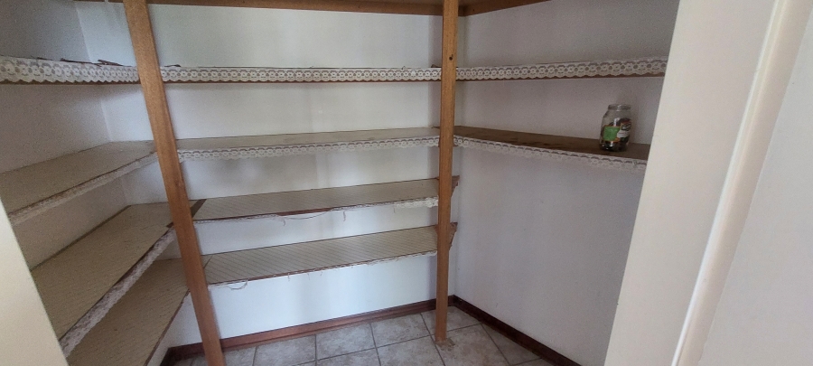 3 Bedroom Property for Sale in Pentagon Park Free State